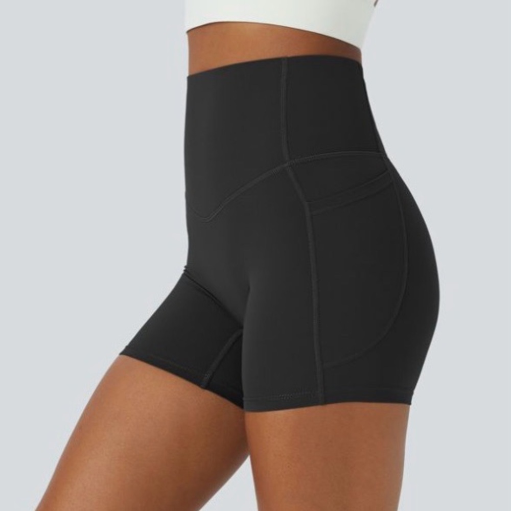 NWOT HALARA UltraSculpt Women's Black Yoga Training Biker Shorts